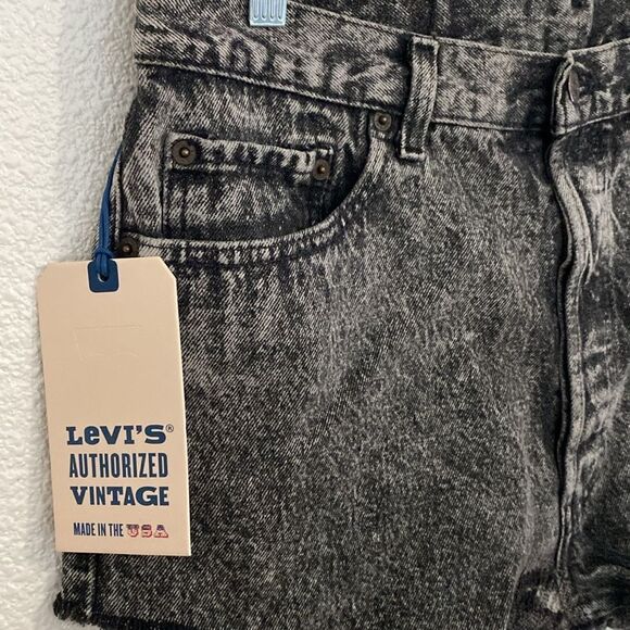 NWT-Levi’s Authorized Vintage-faded Black-button fly cutoff-denim shorts-Size 34 - Picture 10 of 16